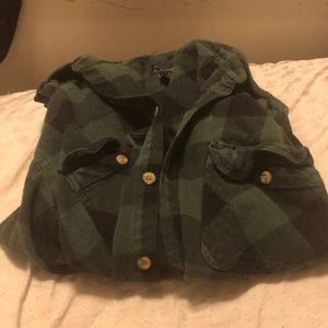 Large green flannel over jacket/shirt